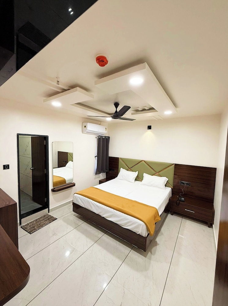 Hotel Shree Ganesh Dwarka
