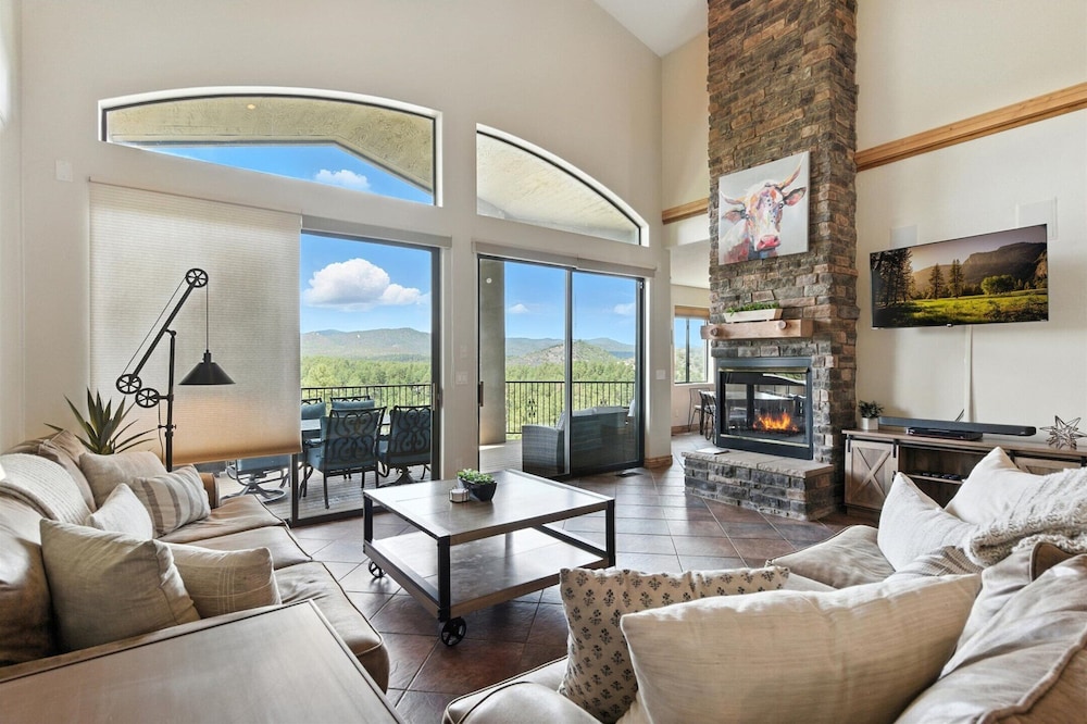 The Sanctuary at Prescott-downtown-hot Tub & Views