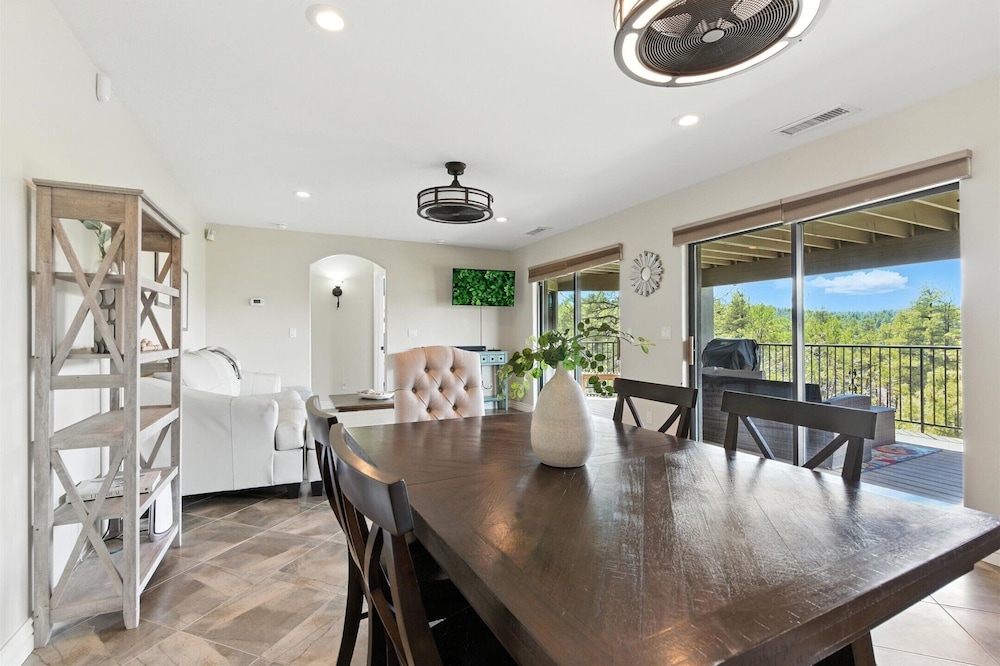 The Sanctuary at Prescott-downtown-hot Tub & Views
