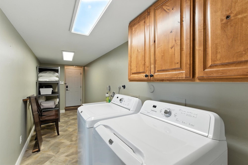 The Sanctuary at Prescott-downtown-hot Tub & Views