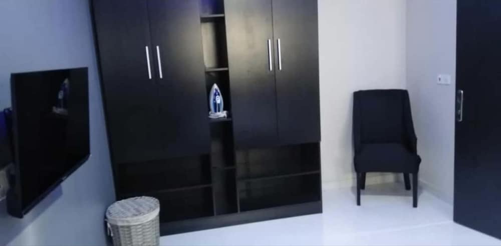 Lovely 2-bedroom Apartment Located in Lekki view 3