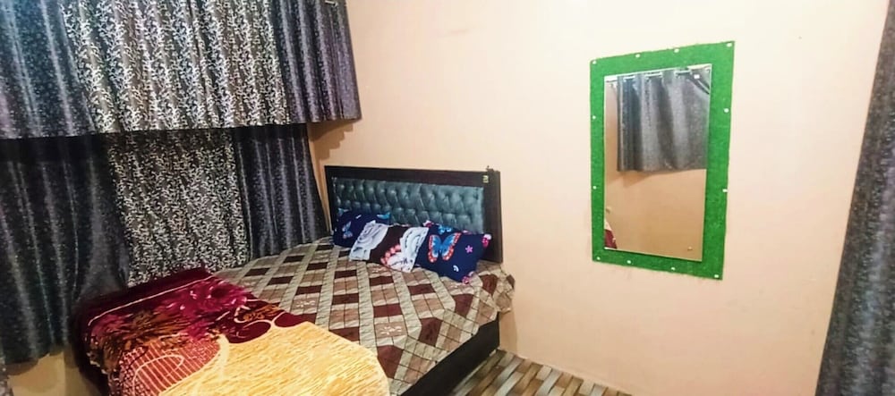 Hotel Shree Gopal Niketan Mathura