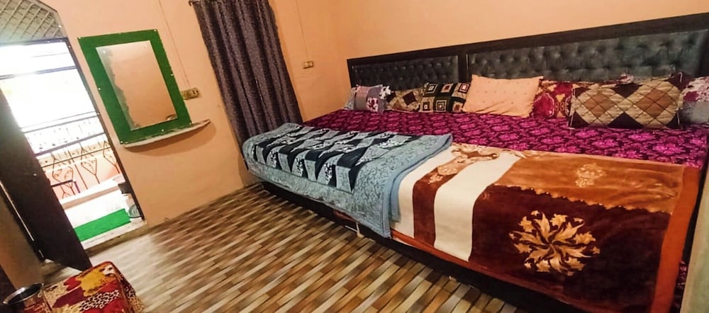 Hotel Shree Gopal Niketan Mathura