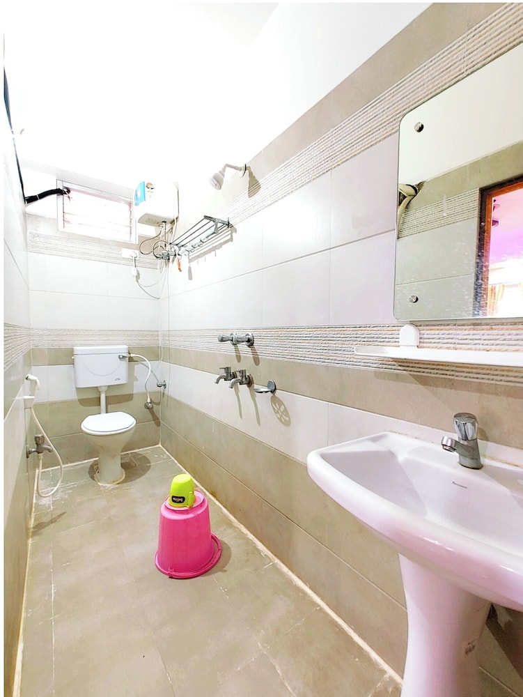 Hotel Aradhya Puri