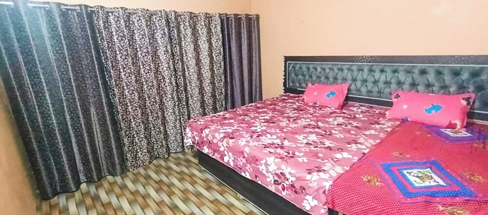 Hotel Shree Gopal Niketan Mathura