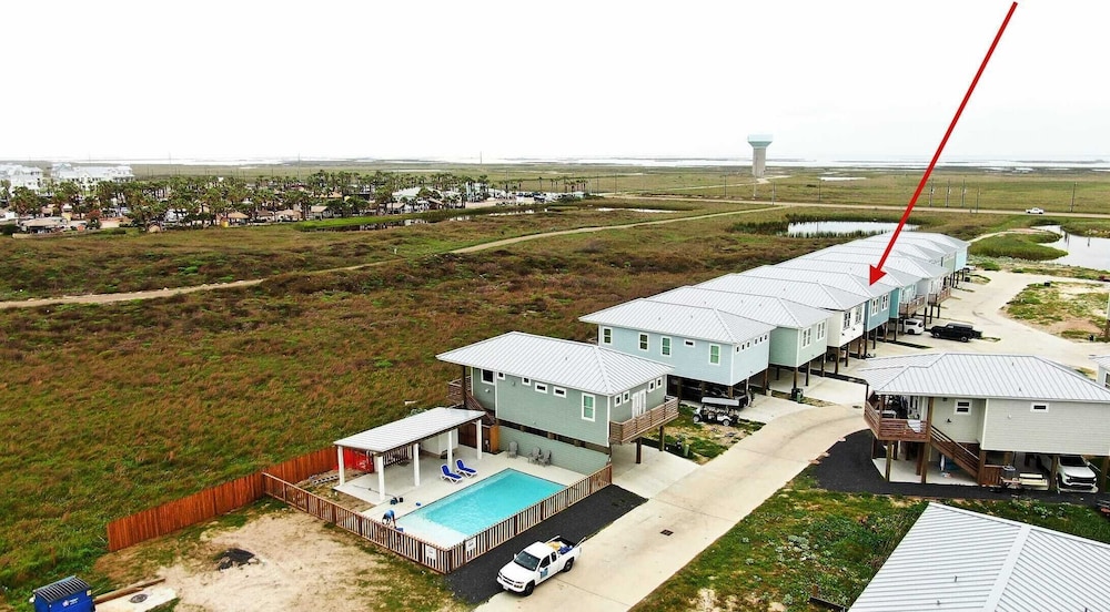 The Madison Pool, Mustang Island Beaches & Port A Fun Nearby