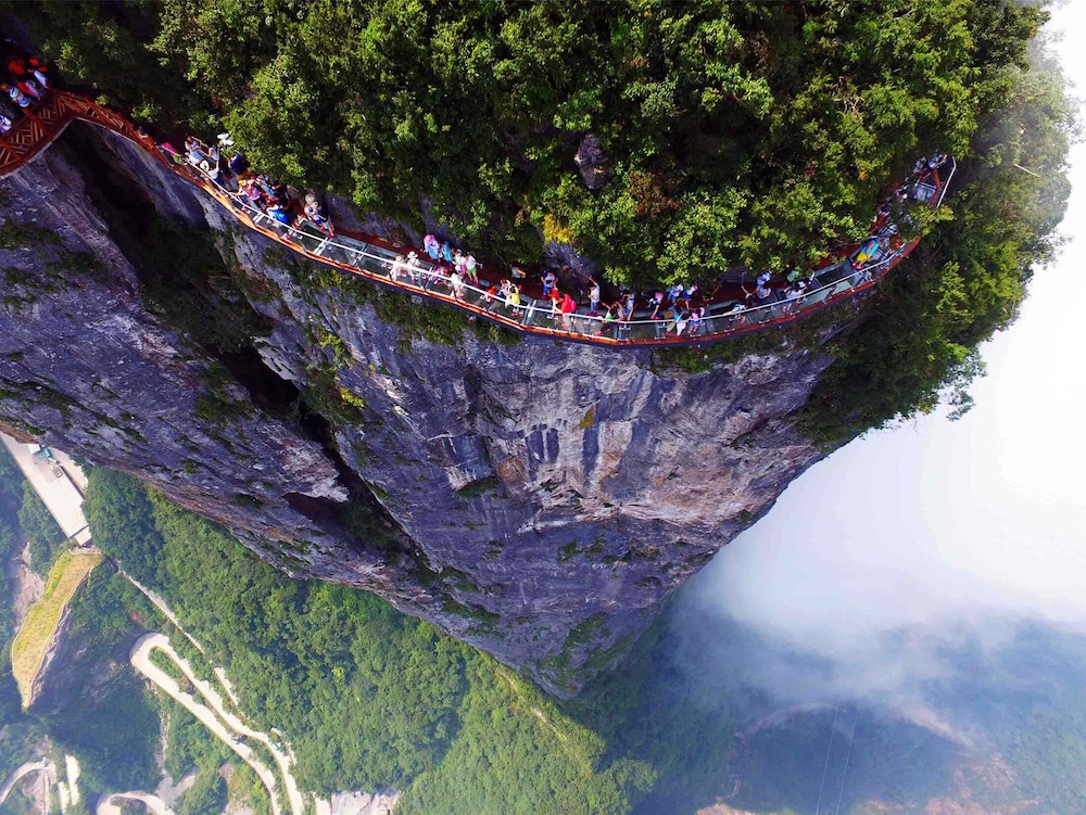 Zhangjiajie Valley Love Holiday Hotel