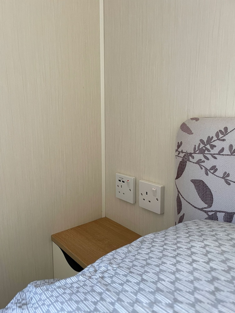 Caravan - Sleeps 6 & Parking view 5