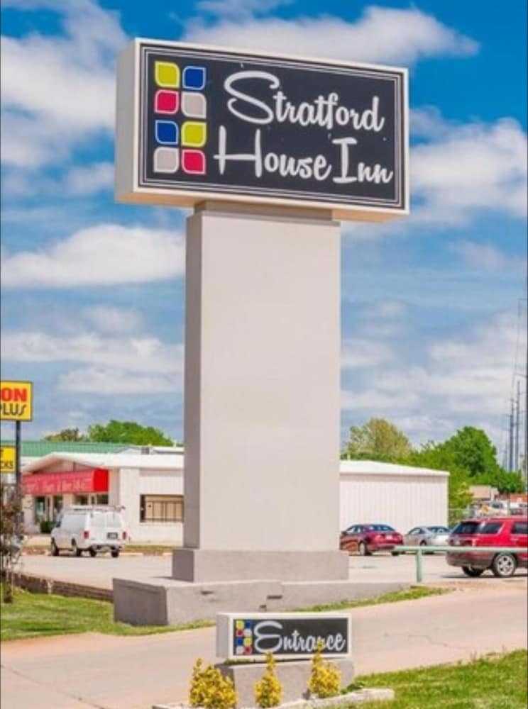 Stratford House Inns - Edmond