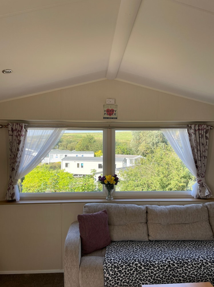 Caravan - Sleeps 6 & Parking view 2