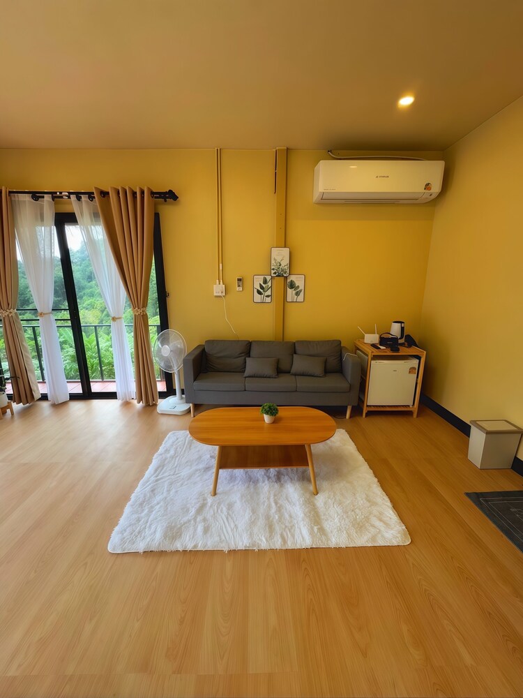Baan Suan Pha Mi