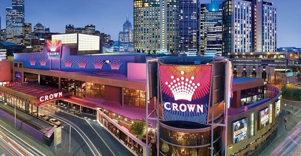 Southbank 2BR High City Views Enjoy Wine, Gym, Pool, Wifi
