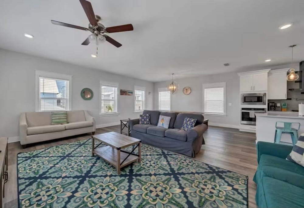 Pet Friendly Beach Retreat on 30a - Sleeps 14