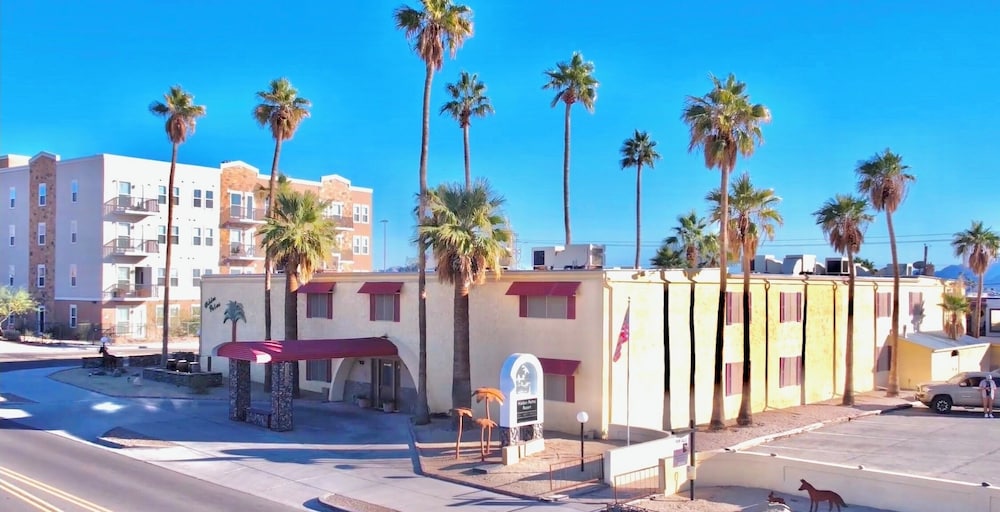 Hidden Palms Resort Condos
