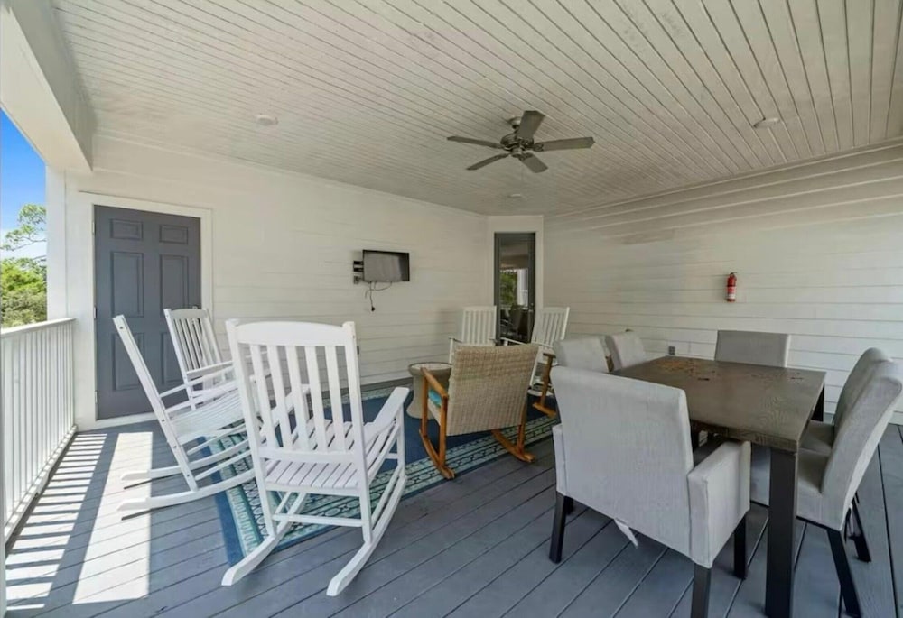 Pet Friendly Beach Retreat on 30a - Sleeps 14