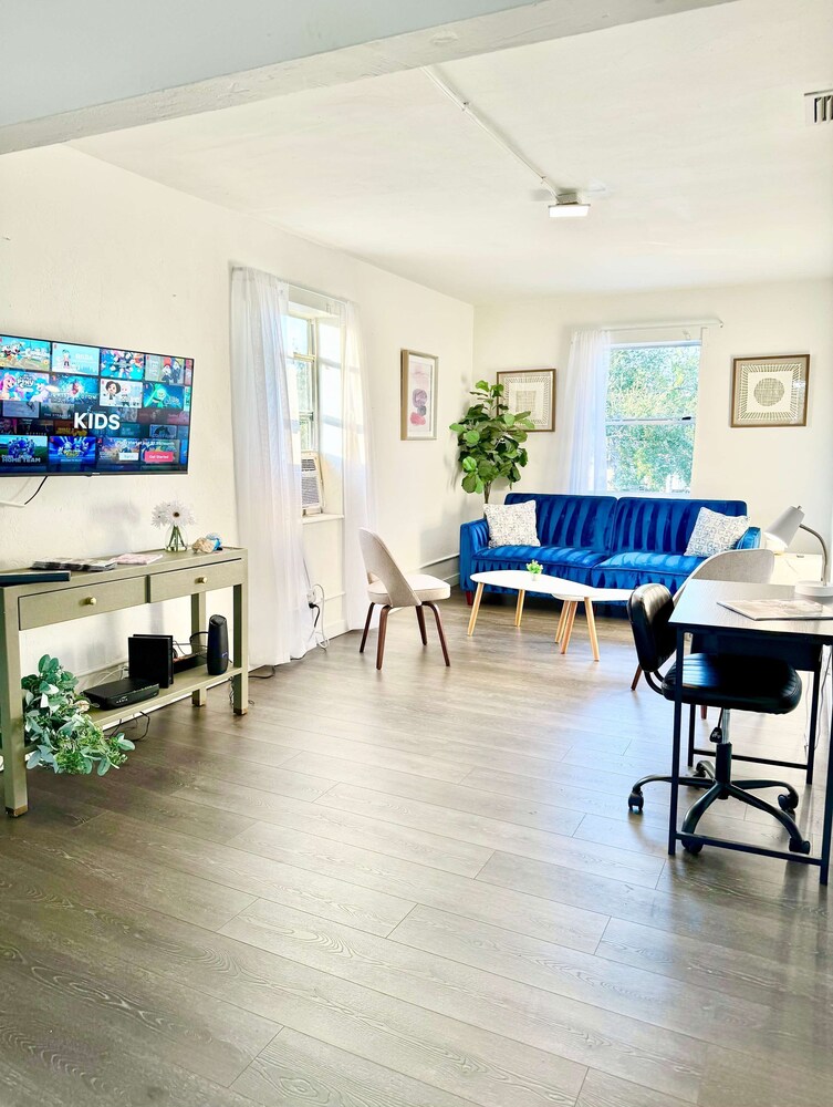 Downtown Central Parking Pet Friendly Walk