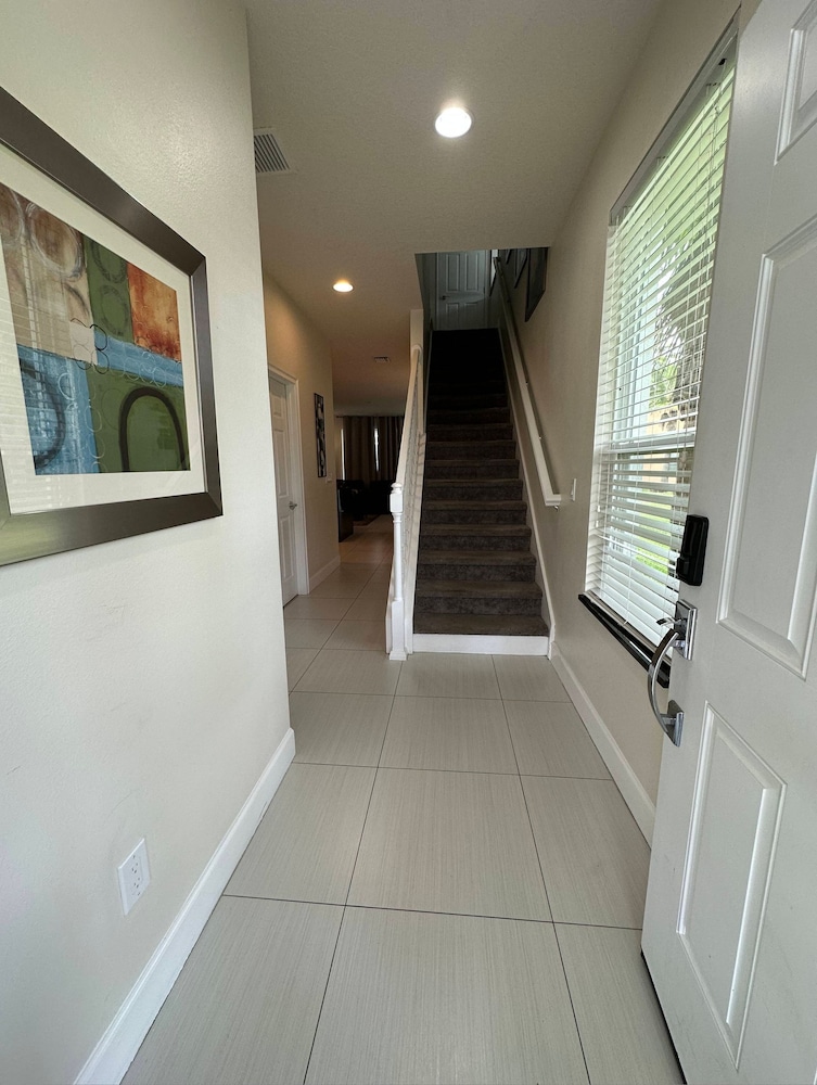 Serenity 3Bd Close to Disney Orlando view 3