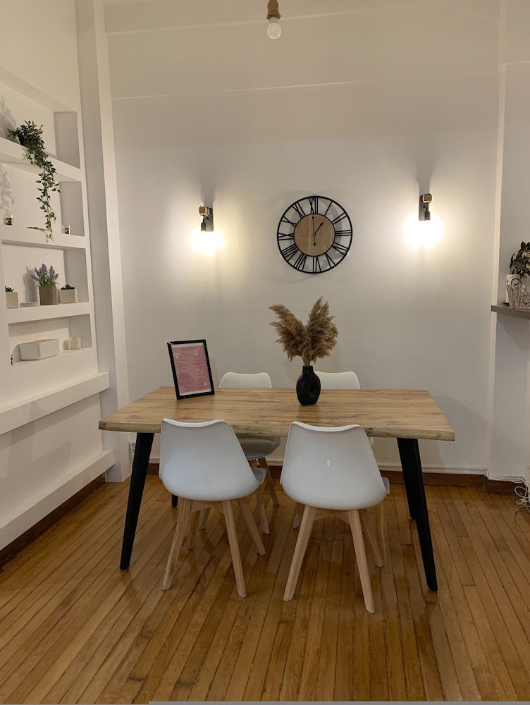 Aura Aura Apartment at Kolonaki