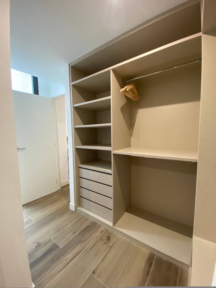 w Bright 2BR w Sunny Terrace in Chueca