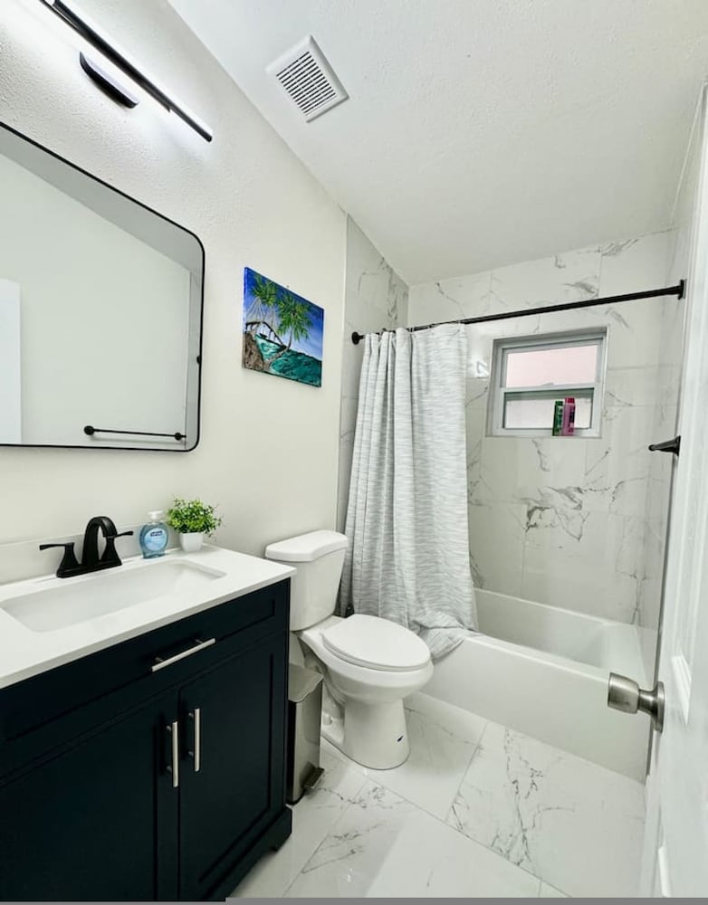 Pool Home in Seminole 5miles to Beach