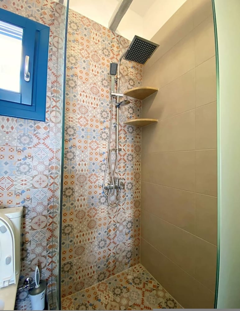 Michail Suites Afiartis Diakoftis