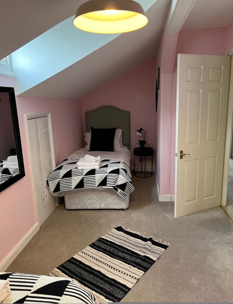 Historic Hall Wing nr York Leeds Free Hot tub