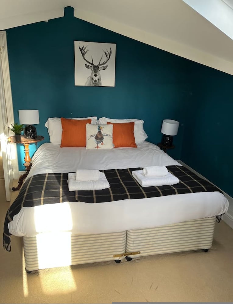 Historic Hall Wing nr York Leeds Free Hot tub