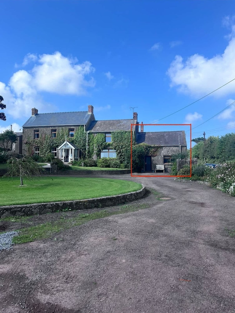 Farmhouse Annex in Saint Ishmael s