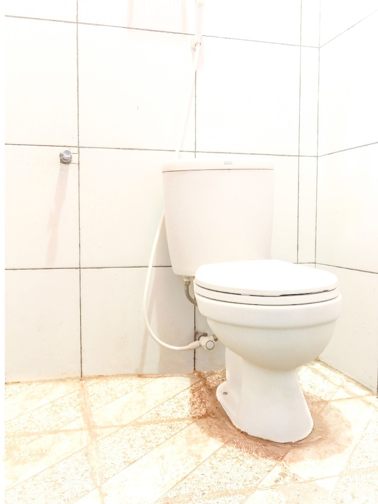 OYO 1662 Zury Homestay