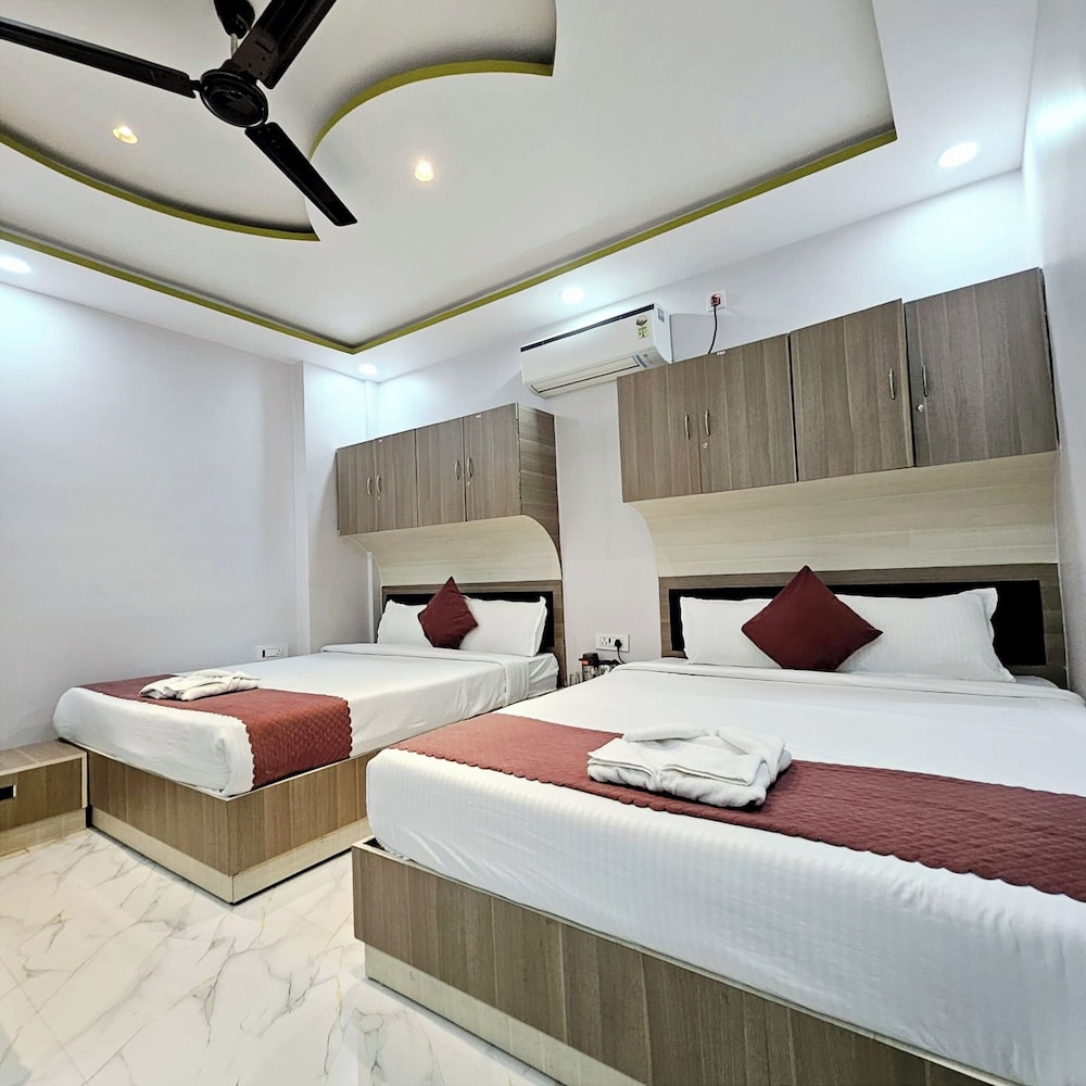 Hotel Pvs Grand Varanasi