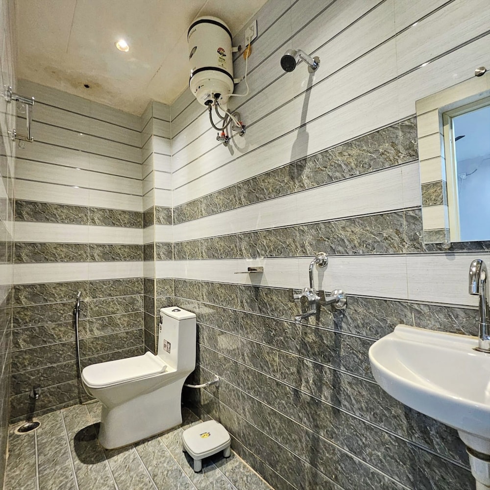 Hotel Pvs Grand Varanasi