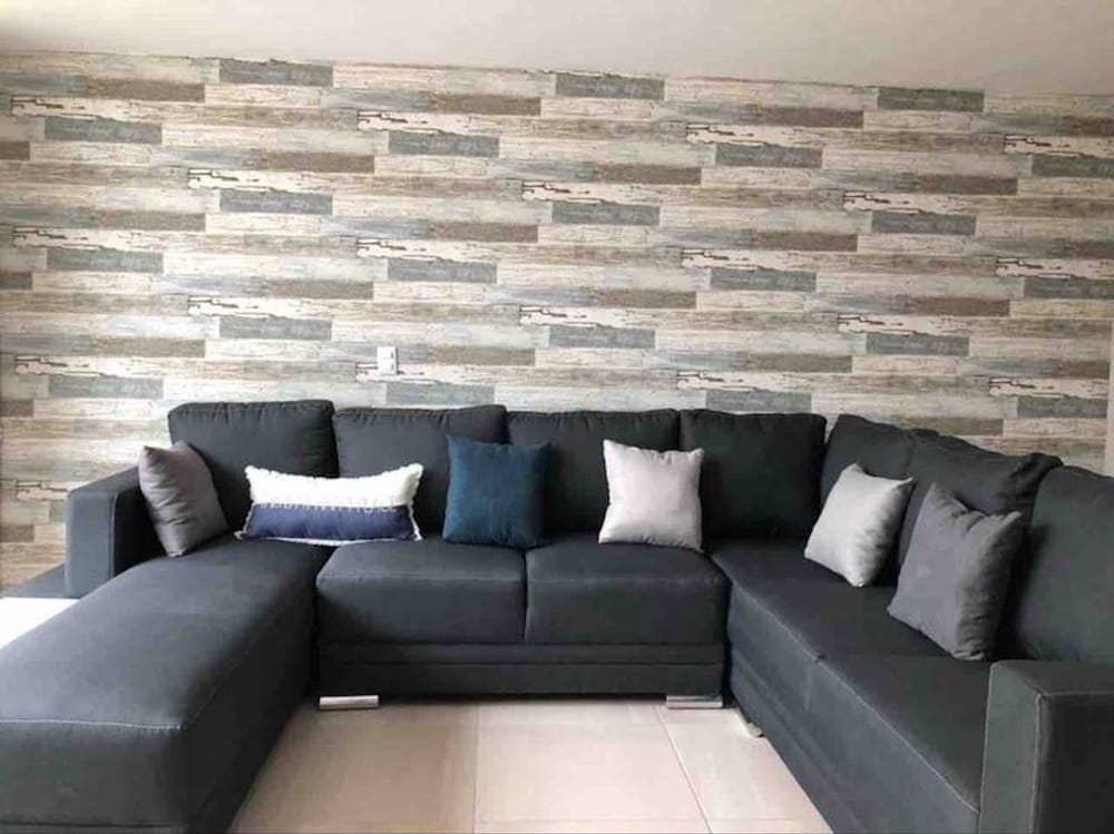 Beautiful Apartment With Pool, gym and Beach Just 80 Meters Walk, Fully Equipped