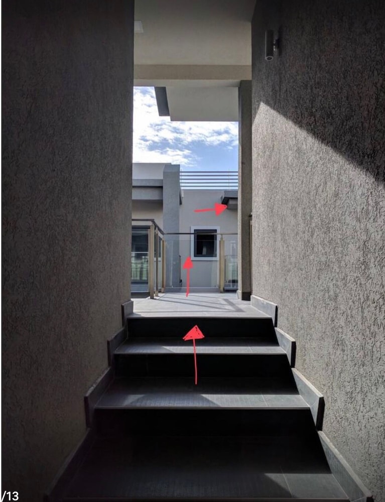 Waykiri Modern Condo 3 Bed 2 Bath Walk to Marriott