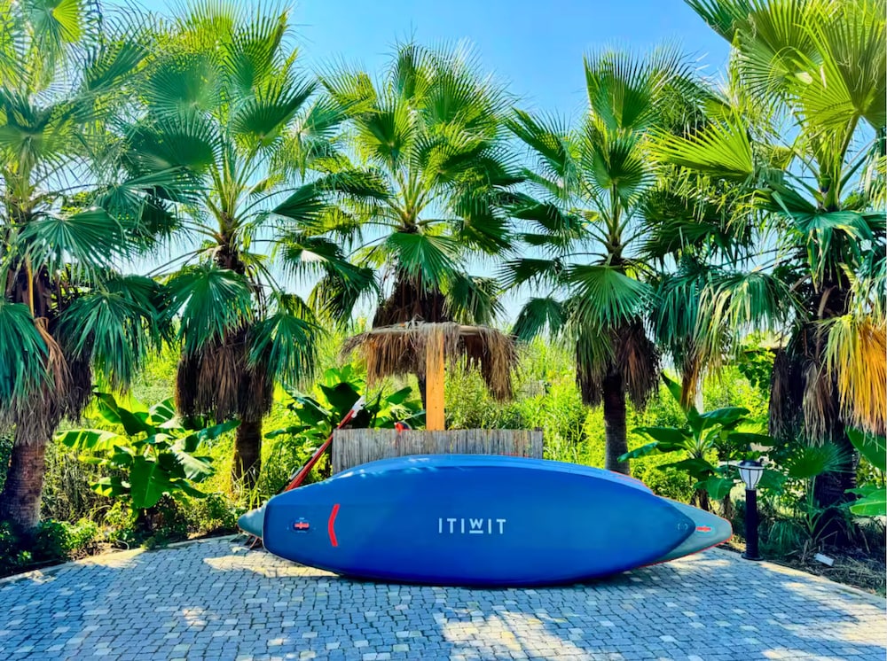 In Out Resort Glamping