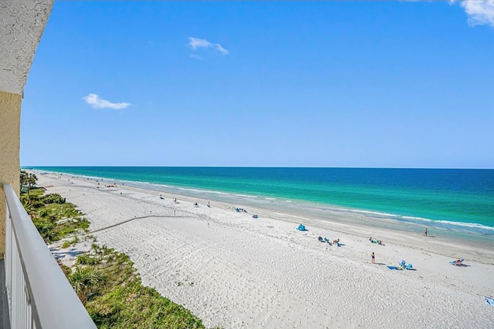 The Pointe #401
