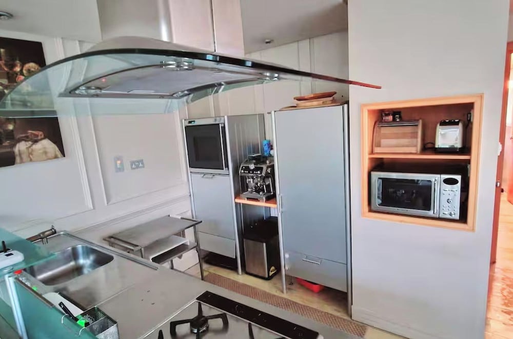 118 A Perfect Blend of Charm and Luxury