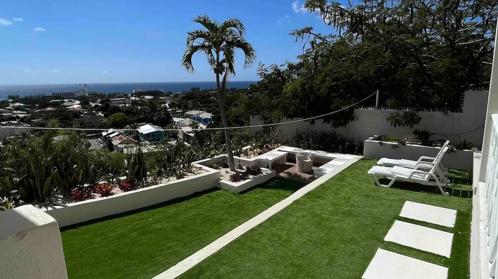 Luxury 4 Bed Villa in Barbados With Amazing Views