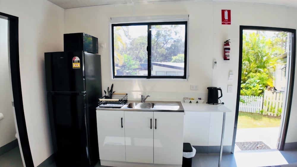 MIDTOWN CARAVAN PARK