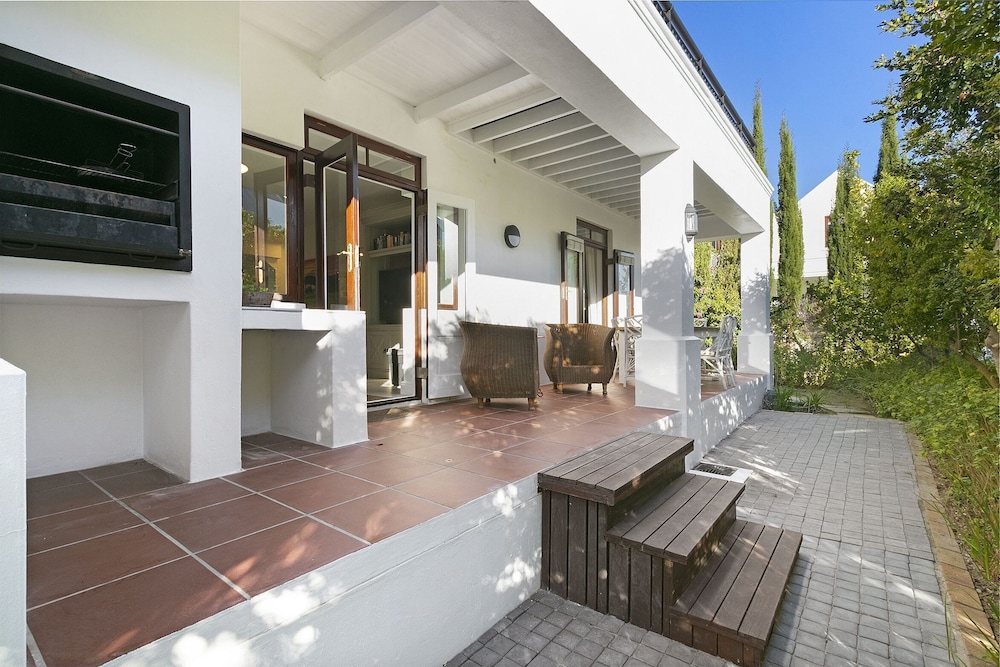 Winelands Golf Lodges at De Zalze