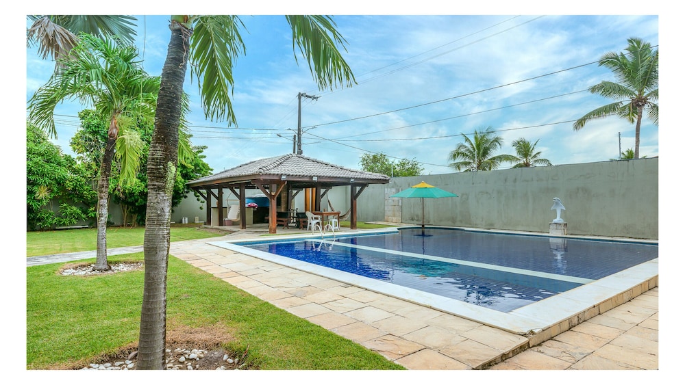 Casa em Porto-Piscina Privativa-SH068