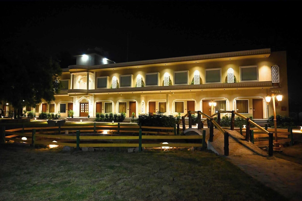 Kadamb Kuteer Vrindavan
