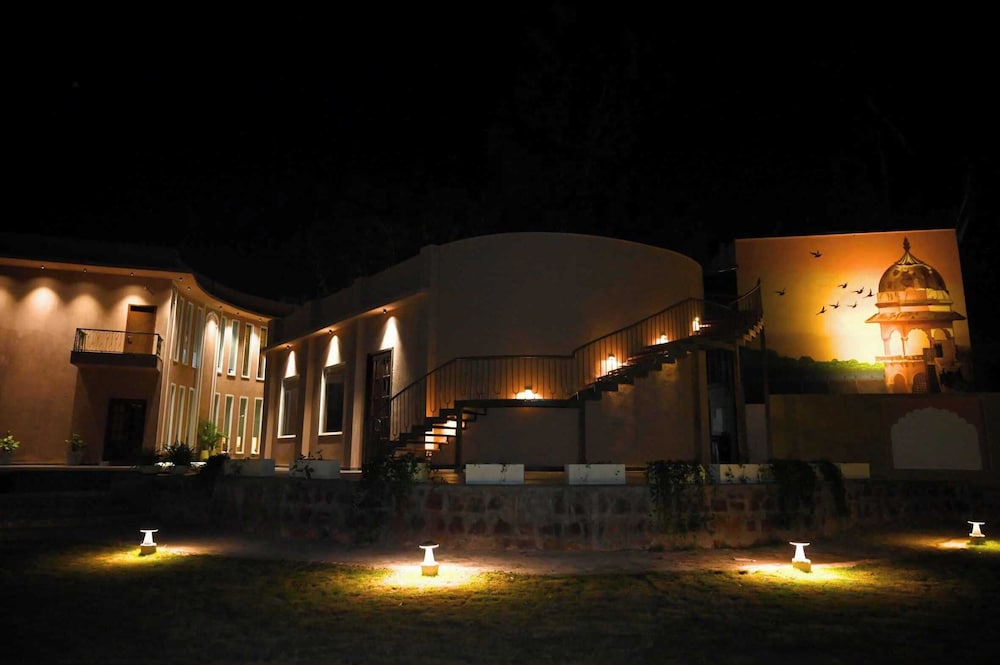 Kadamb Kuteer Vrindavan