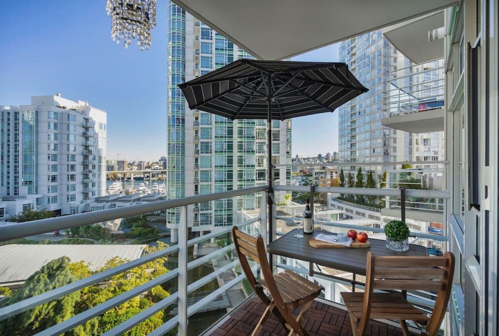 View of Water Pool Hot Tub Gym Steam Rm 2 Bdrm 2 Bath 24 Concierge Steps to Seawall