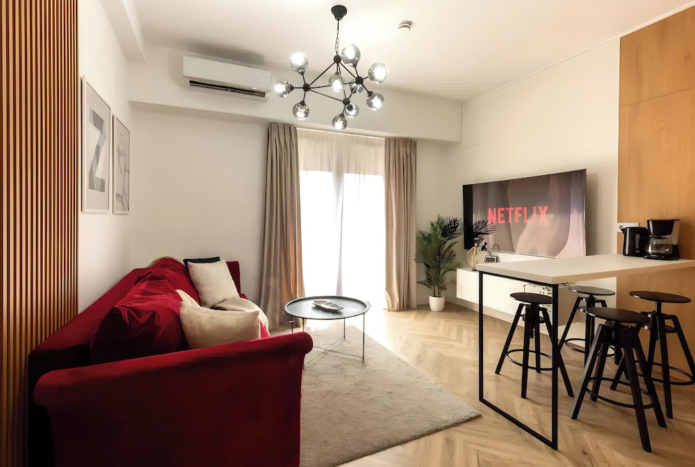 Aiastay Bucharest River Apartments