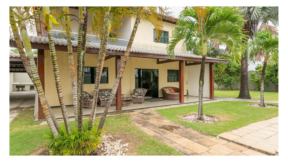 Casa em Porto-Piscina Privativa-SH068