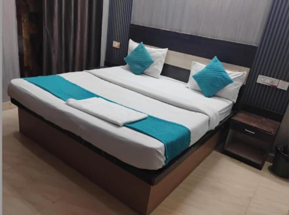 Fabhotel Diamond Key
