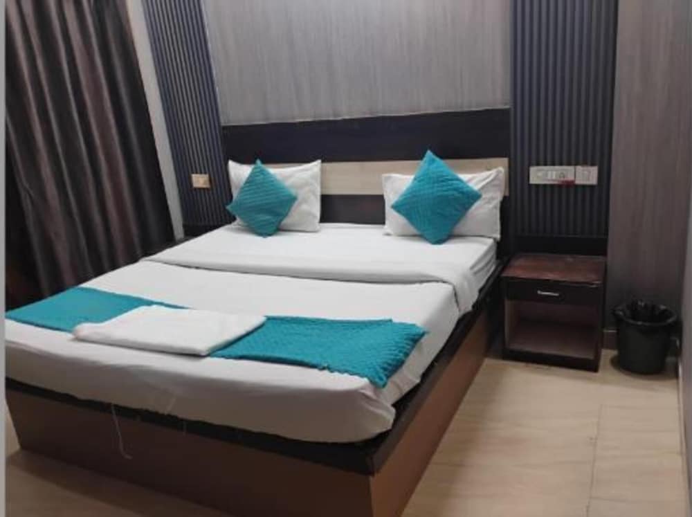 Fabhotel Diamond Key