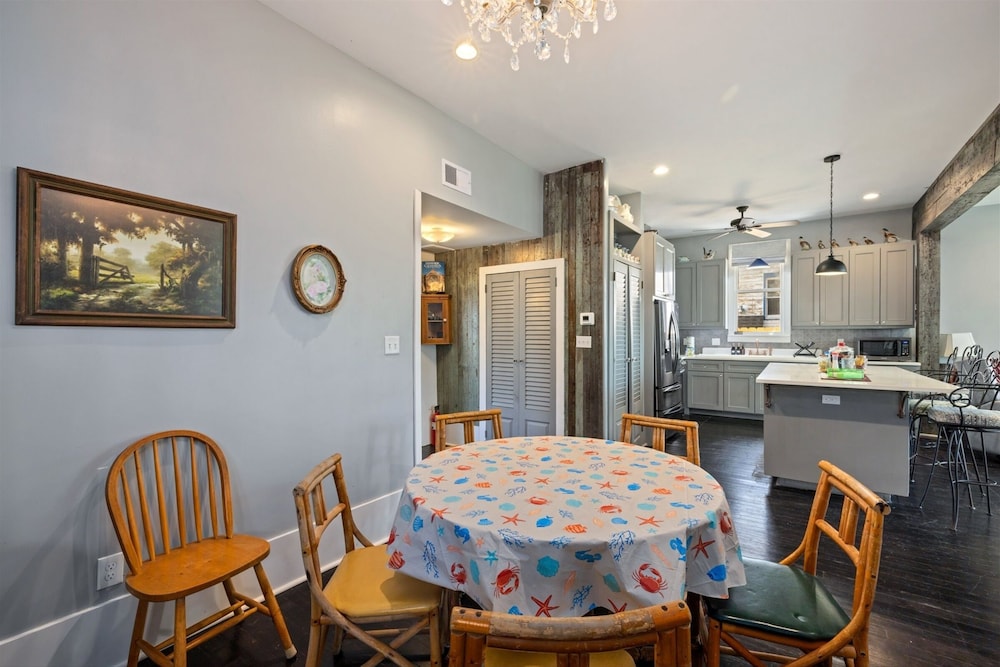 The Sells House 3 Bedroom Home