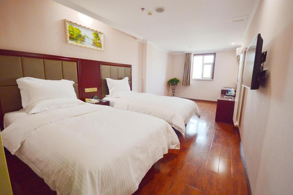 GreenTree Inn Tianjin Wuqing Jingbin Industrial Park Chengwang Road Express Hotel