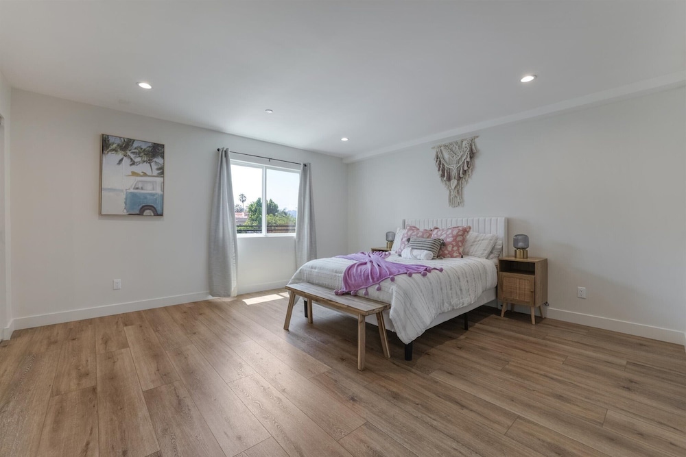 L.A Haven Georgous Townhome Garage Park